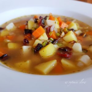 wegańska zupa jarzynowa